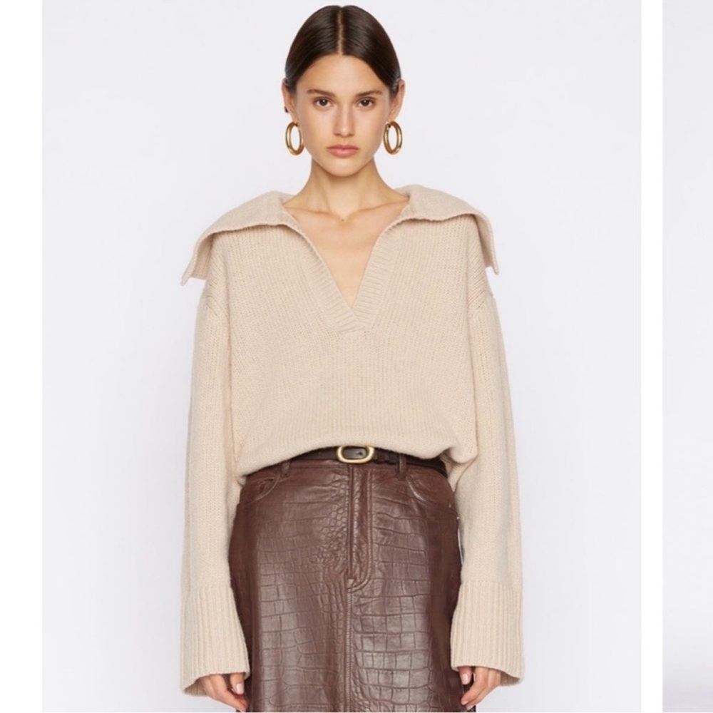 FRAME Oversized Plunge Cream V-Neck Tan Sweater
